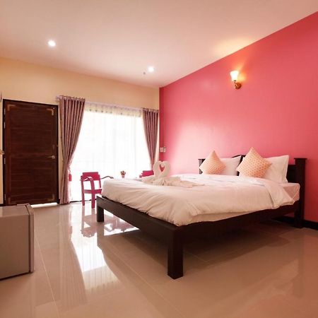 โรงแรมบ้านมะกรูด Baan Ma Grood Hotel 帕夭 外观 照片