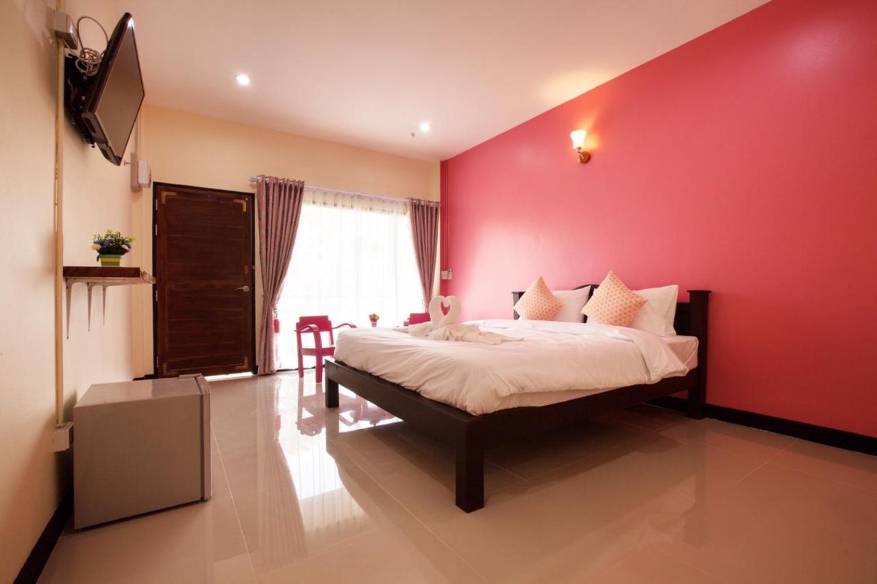 โรงแรมบ้านมะกรูด Baan Ma Grood Hotel 帕夭 外观 照片